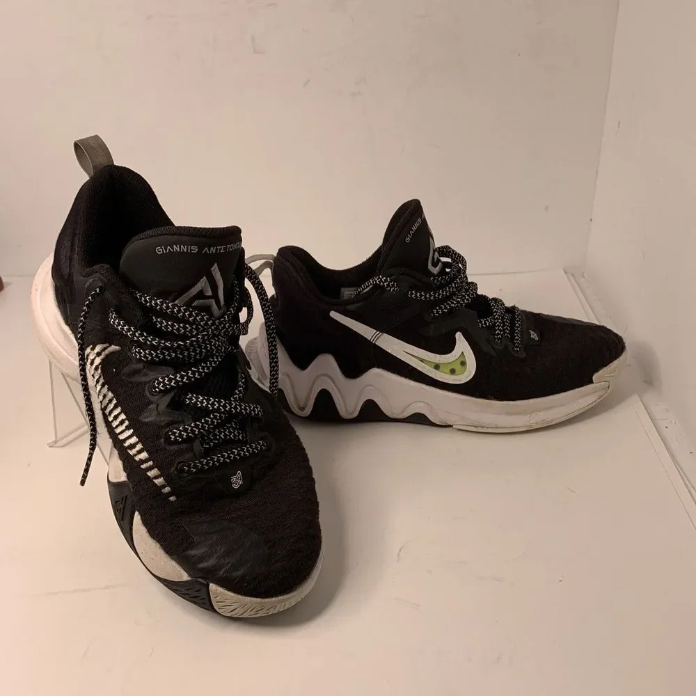 Nike Boys Giannis Immortality DB6081-010 Black‎ Basketball Shoes Sneakers Sz 7Y